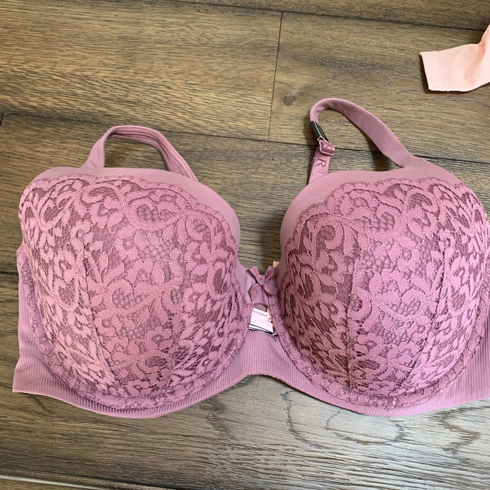BNWT Victoria Secret bra